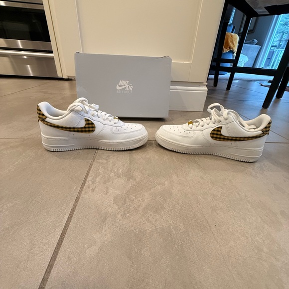 Nike Air Force 1 Low Bronzine Gingham Women's Shoes DZ2784-102 - Picture 8 of 9